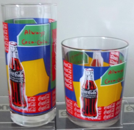 380090 € 6,00 coca cola glas DLD set van 2 1x hoog 1x laag 1996.jpeg